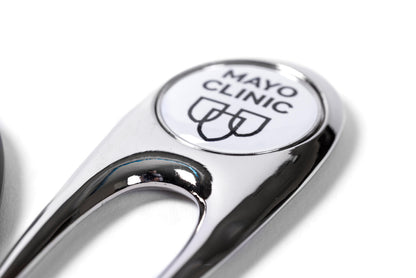Divot tool